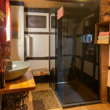 Apartman Romantische Und Museal Eingerichtete